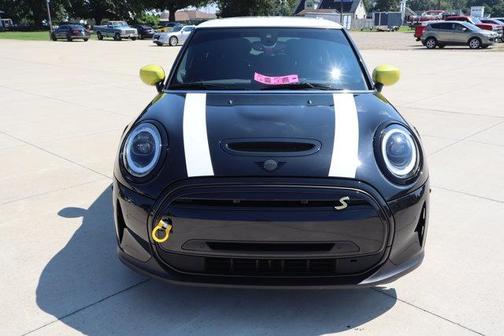 2024 MINI SE Hardtop Cooper