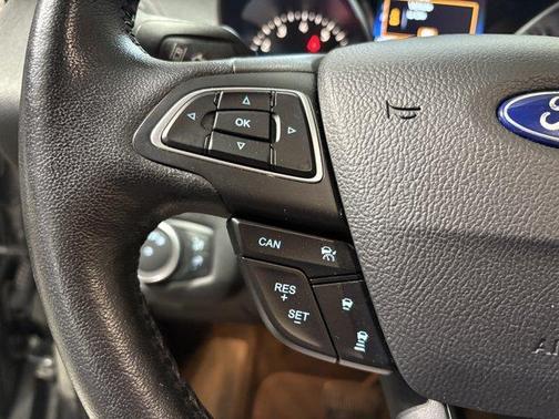 Gray 2019 Ford Escape SEL