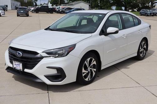 Crystal White Pearl 2025 Subaru Legacy Premium