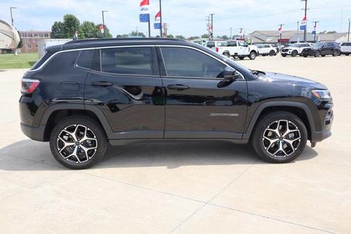 Diamond Black 2025 Jeep Compass Limited