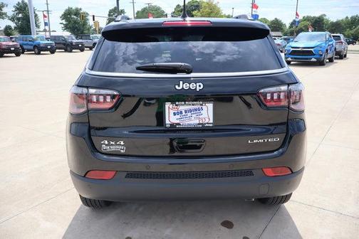 Diamond Black 2025 Jeep Compass Limited