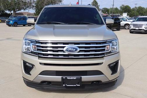 White 2018 Ford Expedition XLT