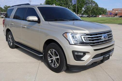 White 2018 Ford Expedition XLT