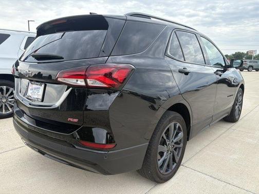 Mosaic Black Metallic 2024 Chevrolet Equinox RS