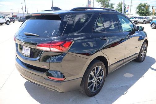 Mosaic Black Metallic 2024 Chevrolet Equinox RS