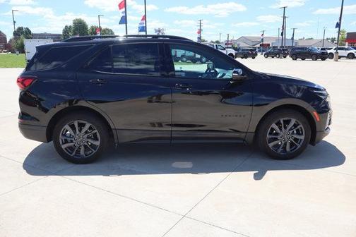 Mosaic Black Metallic 2024 Chevrolet Equinox RS
