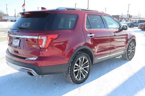 2017 Ford Explorer Platinum