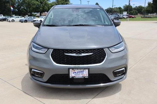 Ceramic Gray Clearcoat 2023 Chrysler Pacifica Touring-L