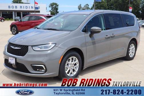 Ceramic Gray Clearcoat 2023 Chrysler Pacifica Touring-L