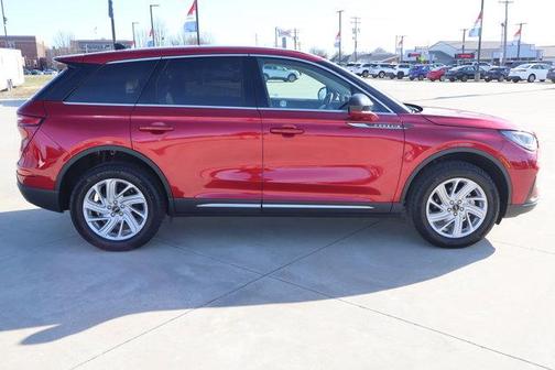 2025 Lincoln Corsair Premiere