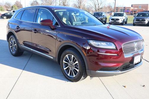 2023 Lincoln Nautilus Standard