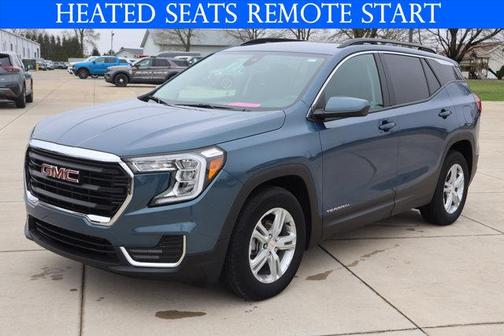 Metallic 2024 GMC Terrain SLE
