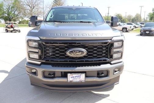 Carbonized Gray Metallic 2026 Ford F-350 Lariat Super Duty