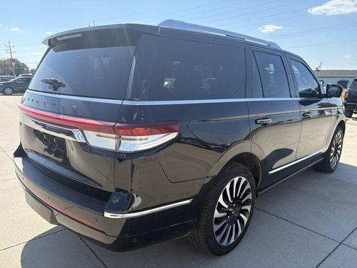 2023 Lincoln Navigator Black Label
