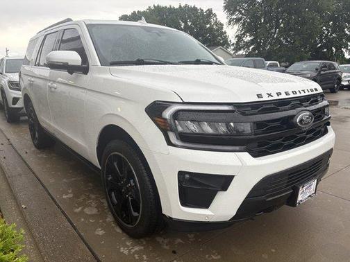 Star White 2024 Ford Expedition Limited