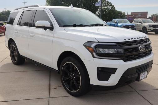 Star White 2024 Ford Expedition Limited