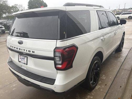 Star White 2024 Ford Expedition Limited