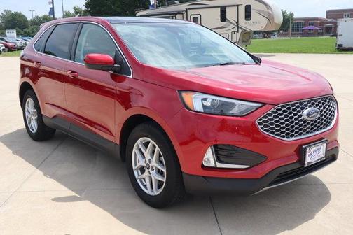 Red 2024 Ford Edge SEL