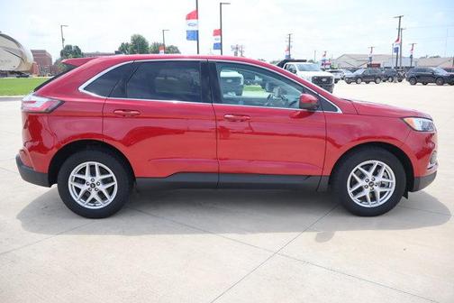 Red 2024 Ford Edge SEL