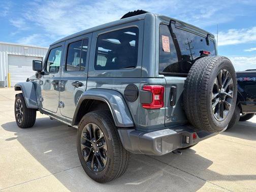 Anvil Clearcoat 2025 Jeep Wrangler 4xe Sahara