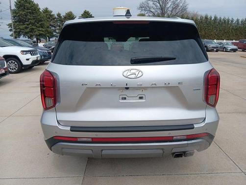 Silver 2024 Hyundai PALISADE Limited
