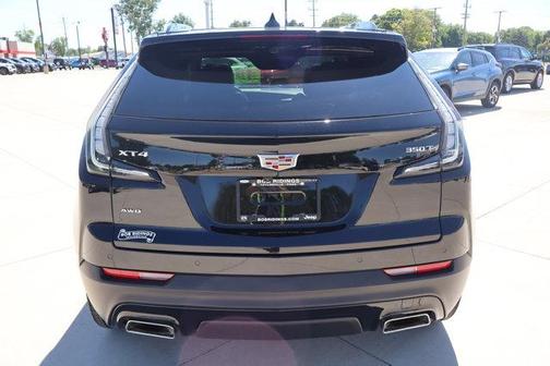 Stellar Black Metallic 2023 Cadillac XT4 Sport