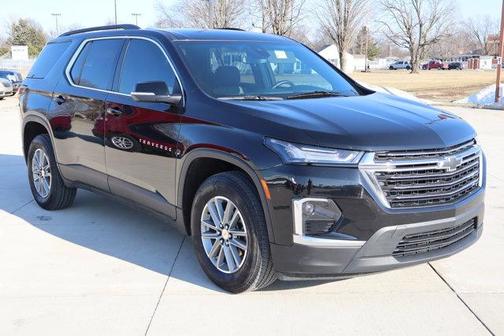 2023 Chevrolet Traverse LT Cloth