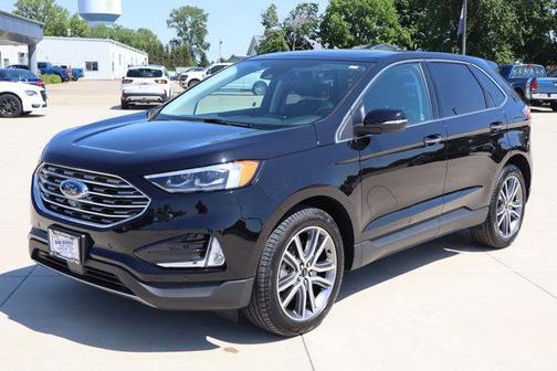 Black 2024 Ford Edge Titanium