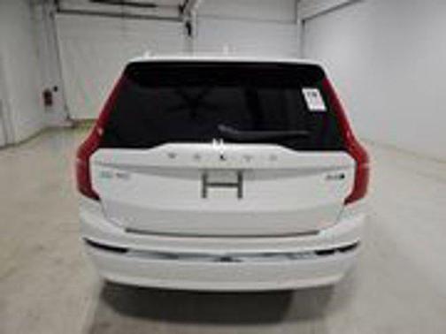 White 2024 Volvo XC90 B5 Core Bright Theme
