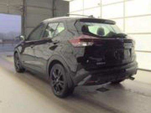 Super Black 2023 Nissan Kicks SV