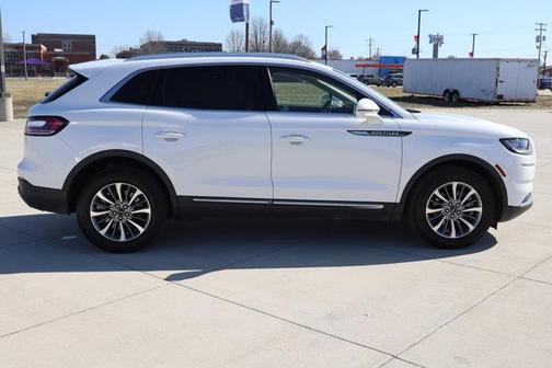 2023 Lincoln Nautilus Standard