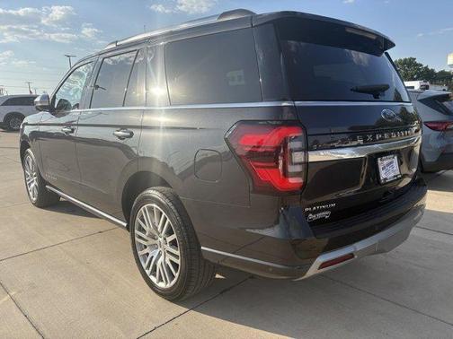 2024 Ford Expedition Platinum