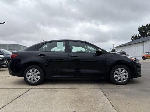 2022 Kia Rio LX