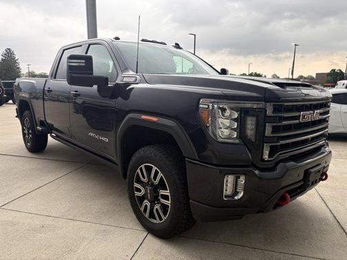 Ebony Twilight Metallic 2022 GMC Sierra 2500 AT4