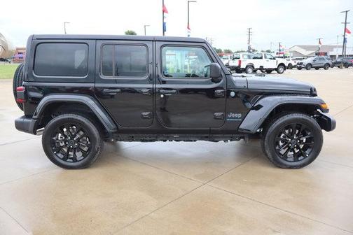 Black Clearcoat 2025 Jeep Wrangler 4xe Sahara