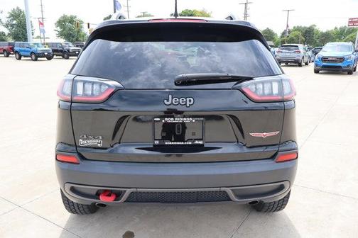 Diamond Black 2019 Jeep Cherokee Trailhawk