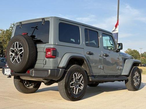 2024 Jeep Wrangler Sahara