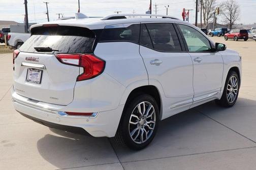 2023 GMC Terrain Denali