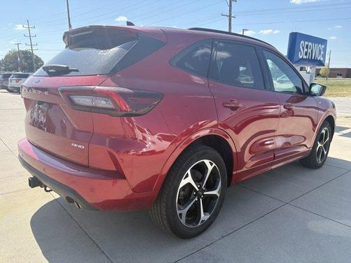 2023 Ford Escape ST-Line Select