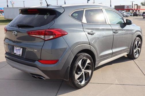 2017 Hyundai TUCSON Sport