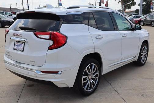 2024 GMC Terrain Denali