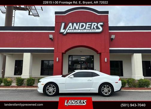 Summit White 2015 Chevrolet Camaro 1LT