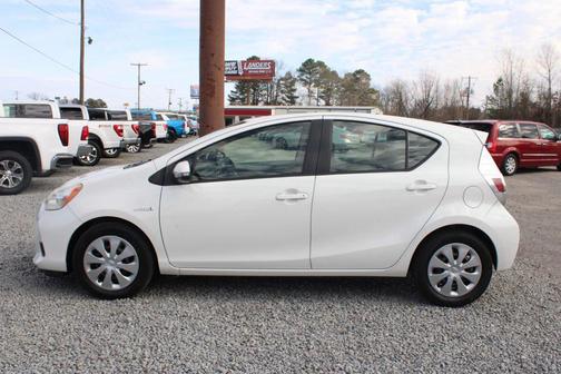2013 Toyota Prius c One