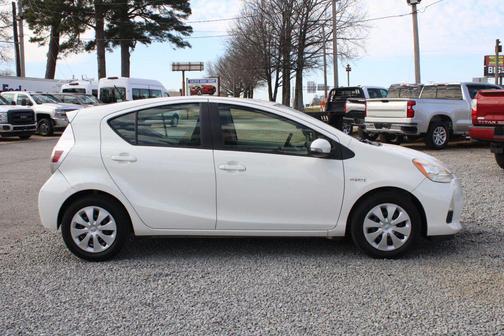 2013 Toyota Prius c One