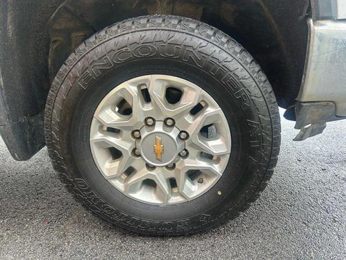 2023 Chevrolet Silverado 2500 LT