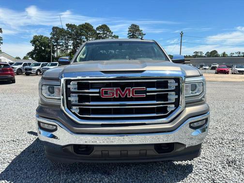 Gold 2017 GMC Sierra 1500 SLT