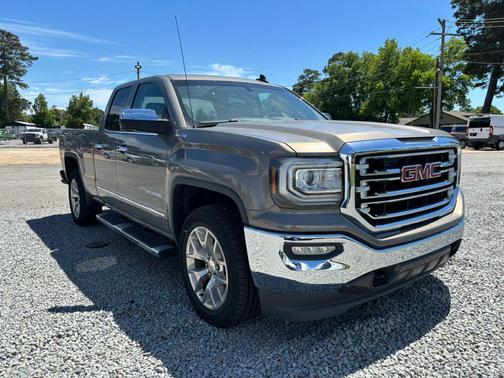 Gold 2017 GMC Sierra 1500 SLT