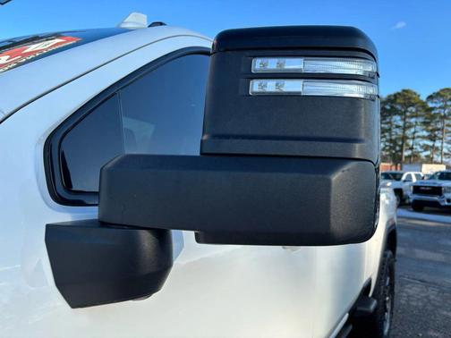 2022 GMC Sierra 2500 AT4