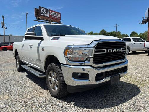 Bright White Clearcoat 2021 RAM 2500 Big Horn Crew Cab 4x4 6'4' Box