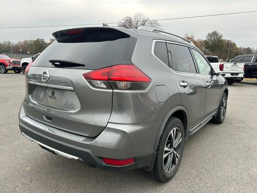 2017 Nissan Rogue SL